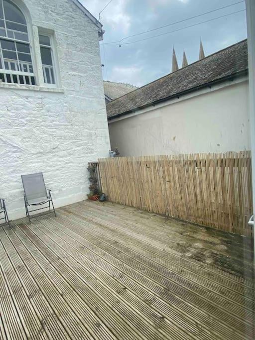 Truro City Escape Exterior foto